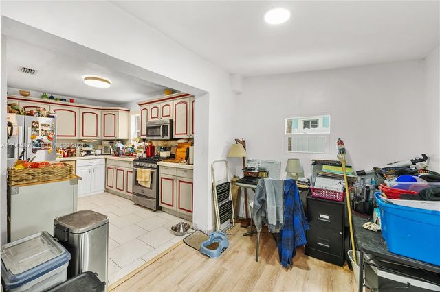 16216 SW 304th Ter, Homestead, FL 33033