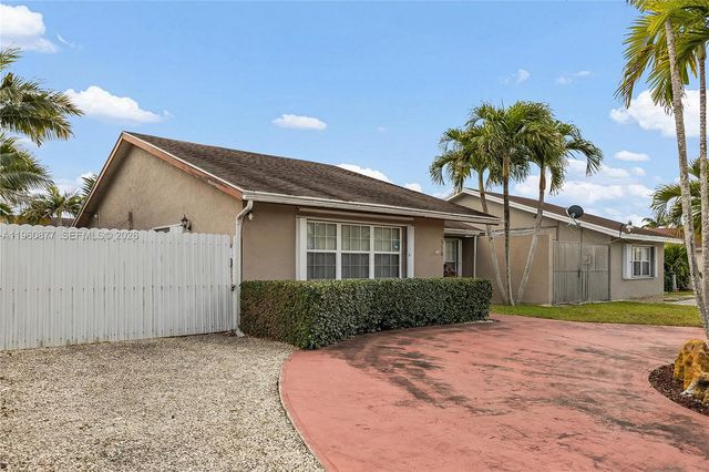 16216 SW 304th Ter, Homestead, FL 33033