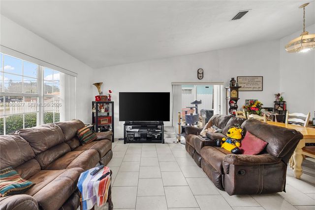 16216 SW 304th Ter, Homestead, FL 33033