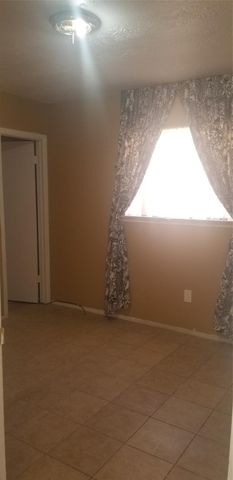 10734 Concho Street, Houston, TX 77072