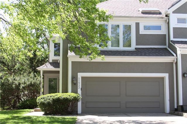 11922 Mackey Road, Overland Park, KS 66213