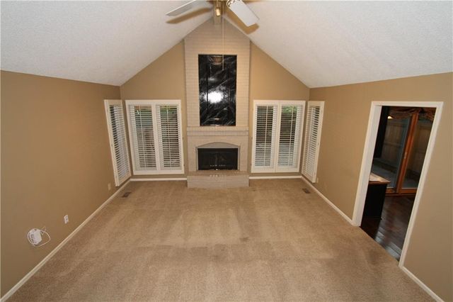 11922 Mackey Road, Overland Park, KS 66213