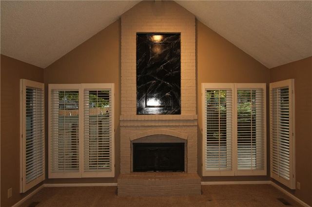 11922 Mackey Road, Overland Park, KS 66213