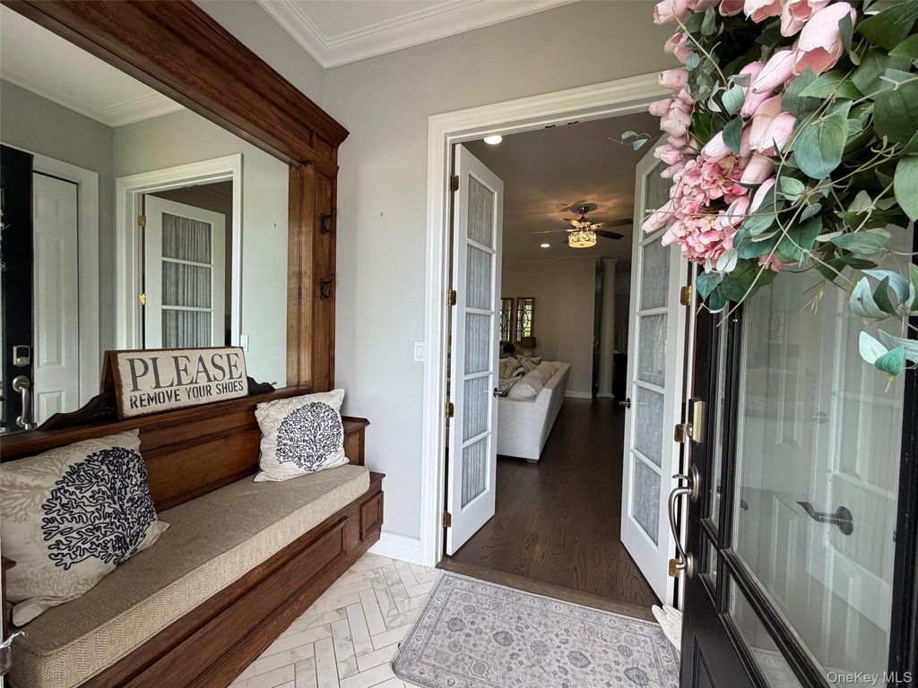 59 Meadowbrook Road, Syosset, NY 11791 — photo 3