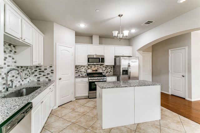 4725 Hafeela Drive, Irving, TX 75061