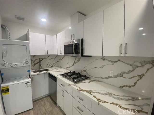 4914 Hesperia, Encino (los Angeles), CA 91316