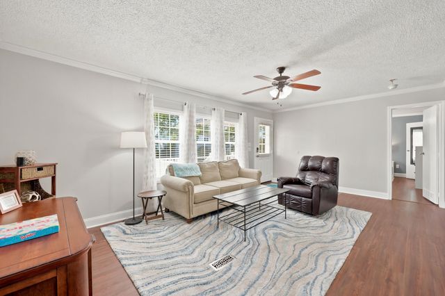 811 Waterway Dr., North Myrtle Beach, SC 29582