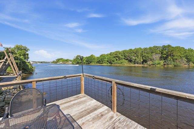 811 Waterway Dr., North Myrtle Beach, SC 29582