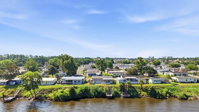 811 Waterway Dr., North Myrtle Beach, SC 29582