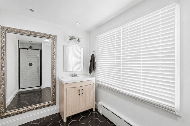 18 Sprague Court, Portsmouth, RI 02871