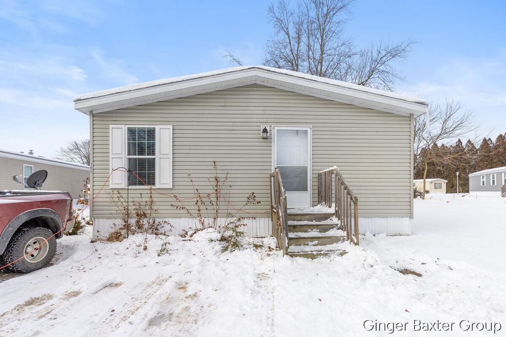 1800 W Main Street 105, Lowell, MI 49331