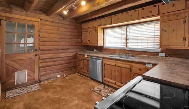 302 E Center Street, Lorena, TX 76655