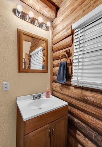 302 E Center Street, Lorena, TX 76655