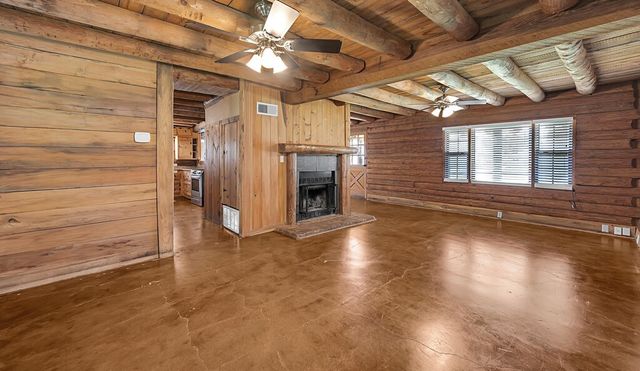 302 E Center Street, Lorena, TX 76655