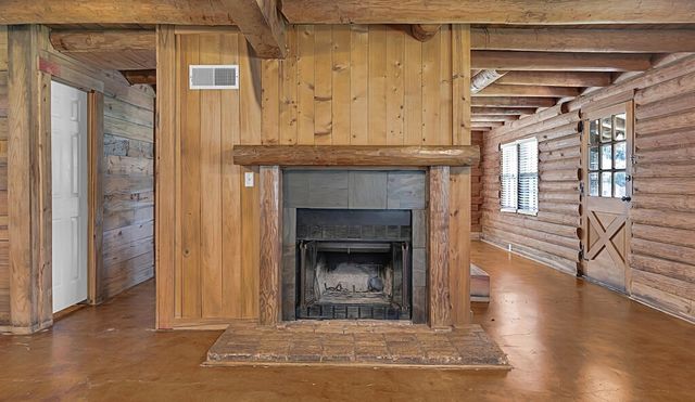 302 E Center Street, Lorena, TX 76655