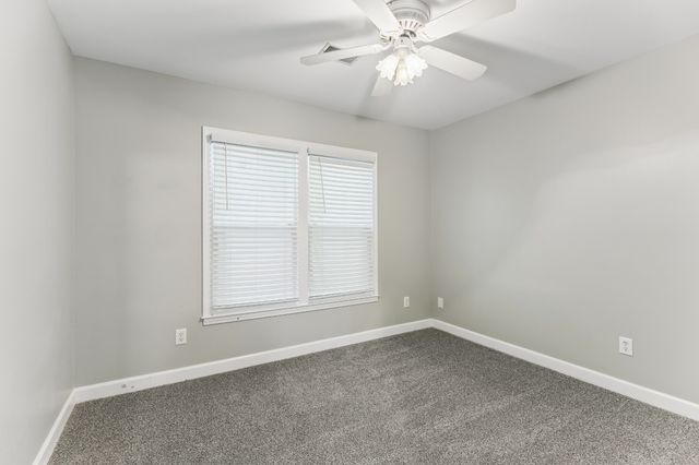 5301 Mast Pt, Hermitage, TN 37076