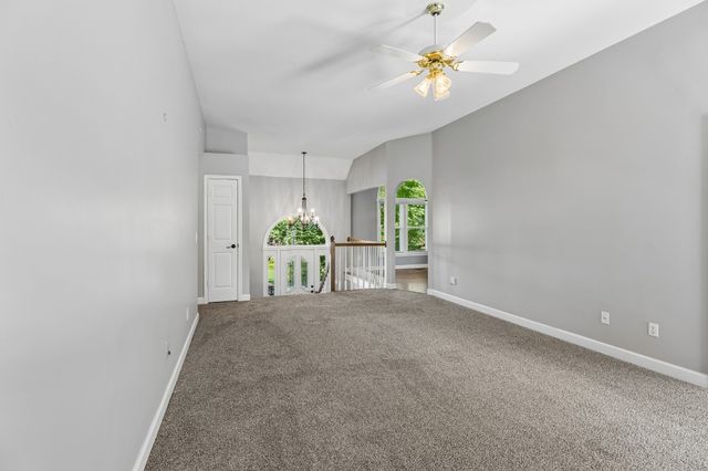 5301 Mast Pt, Hermitage, TN 37076