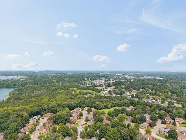 5301 Mast Pt, Hermitage, TN 37076