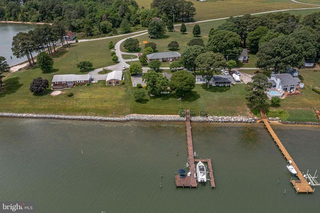 108 FERRY VIEW DR, Heathsville, VA 22473