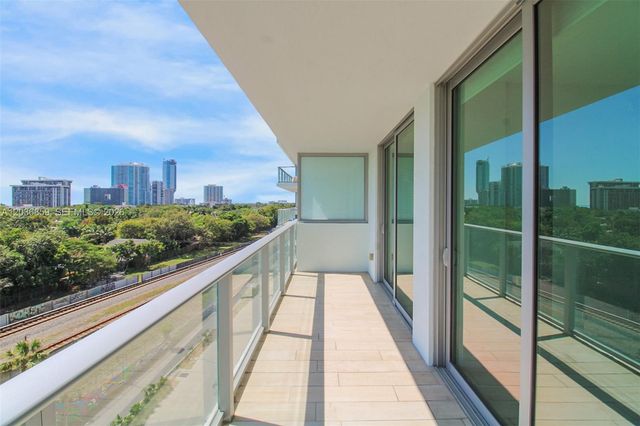 1600 SW 1st Avenue 713, Miami, FL 33129