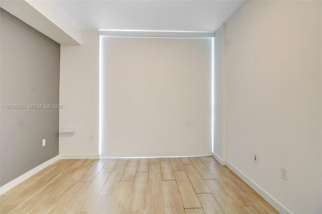 1600 SW 1st Avenue 713, Miami, FL 33129