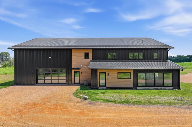 880 Wild Oak Trail, Independence, MN 55359