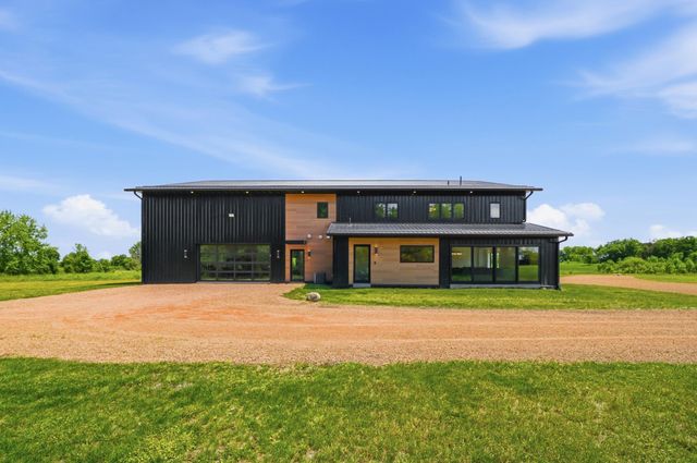 880 Wild Oak Trail, Independence, MN 55359