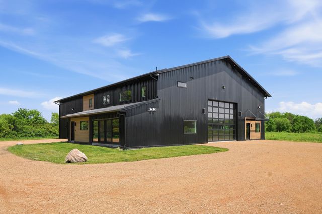 880 Wild Oak Trail, Independence, MN 55359