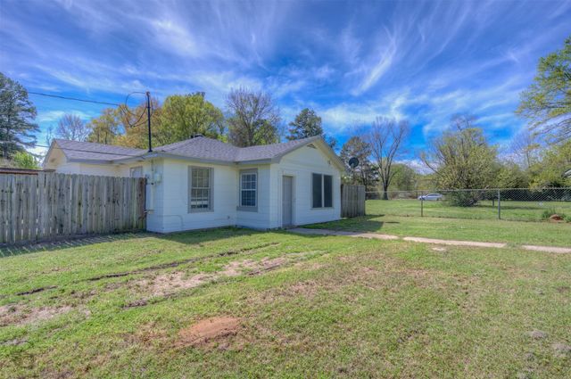 7814 Jewella Avenue, Shreveport, LA 71108