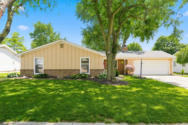 2422 Forest Valley Drive, Fort Wayne, IN 46815