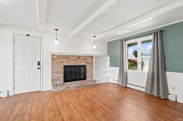 2422 Forest Valley Drive, Fort Wayne, IN 46815