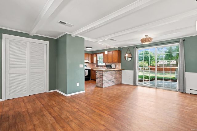 2422 Forest Valley Drive, Fort Wayne, IN 46815