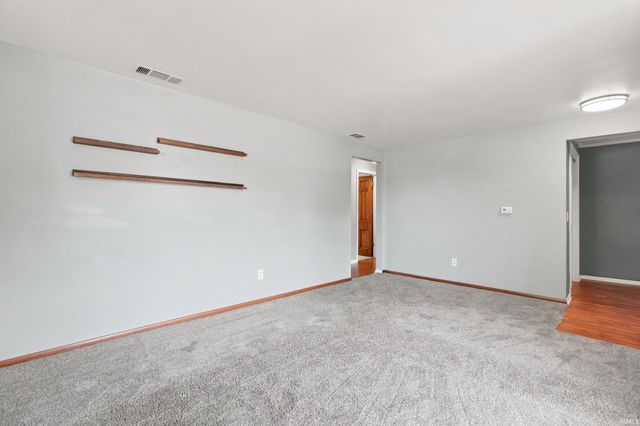 2422 Forest Valley Drive, Fort Wayne, IN 46815
