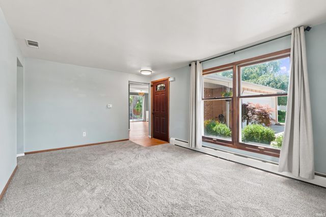 2422 Forest Valley Drive, Fort Wayne, IN 46815