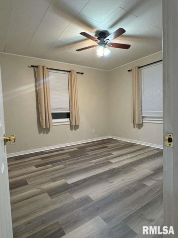 2267 Cincinnati Avenue, Grandview, IL 62702