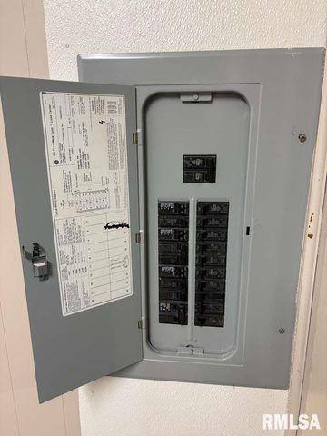 2267 Cincinnati Avenue, Grandview, IL 62702