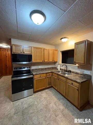 2267 Cincinnati Avenue, Grandview, IL 62702