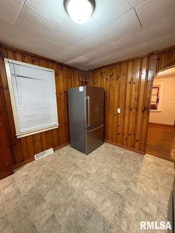 2267 Cincinnati Avenue, Grandview, IL 62702