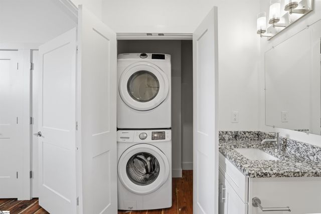 806 Green Avenue UNIT 202, Greenville, SC 29605