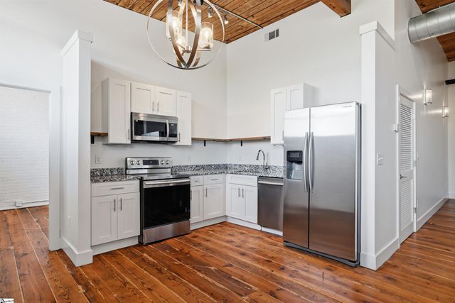 806 Green Avenue UNIT 202, Greenville, SC 29605