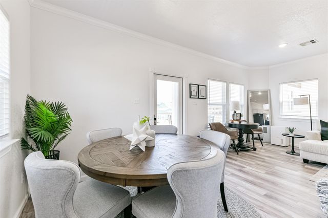 143 W Palm Street, Surfside Beach, TX 77541