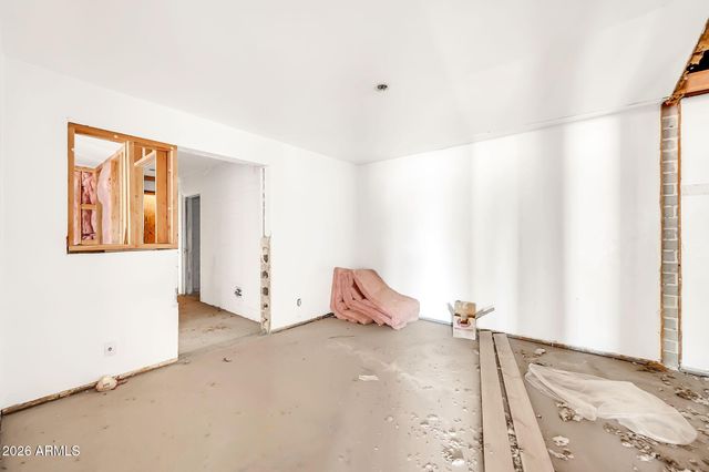 2301 E HARVARD Street 4, Phoenix, AZ 85006