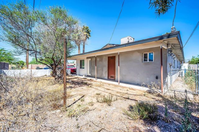 2301 E HARVARD Street 4, Phoenix, AZ 85006