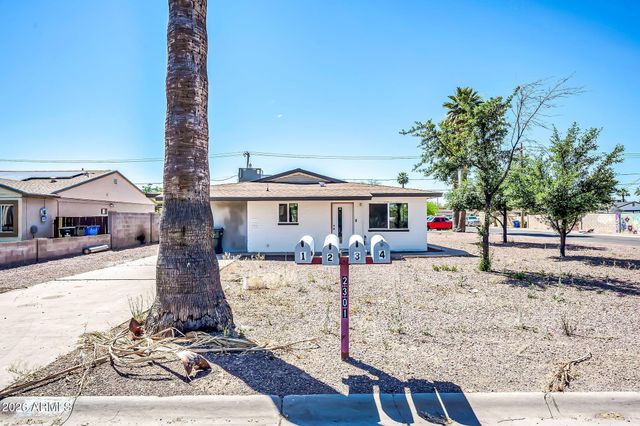 2301 E HARVARD Street 4, Phoenix, AZ 85006