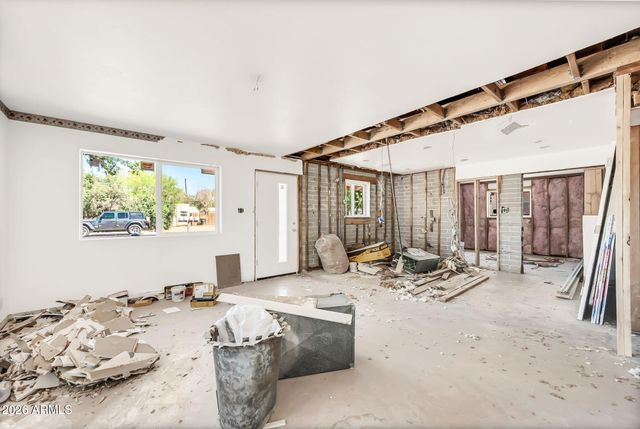 2301 E HARVARD Street 4, Phoenix, AZ 85006