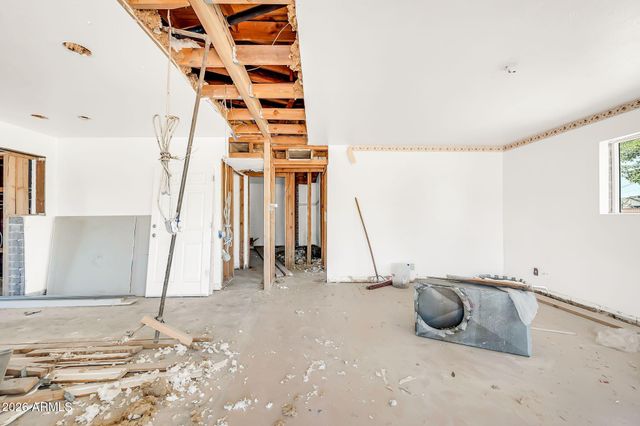 2301 E HARVARD Street 4, Phoenix, AZ 85006