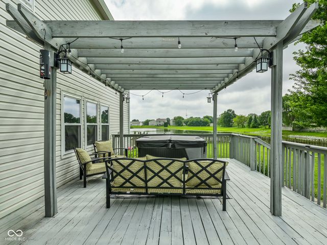 863 Moate Circle, Greenwood, IN 46143