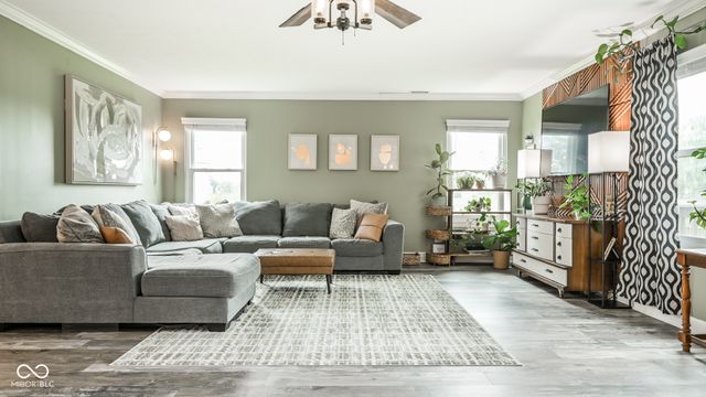 863 Moate Circle, Greenwood, IN 46143