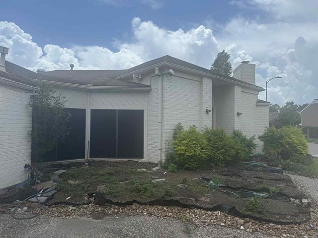 2302 Ashford Hollow Lane, Houston, TX 77077
