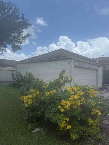2302 Ashford Hollow Lane, Houston, TX 77077